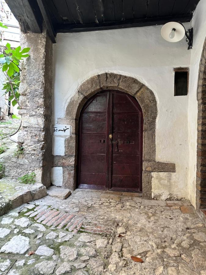 Relais Borgo Lizori Country House Campello sul Clitunno Ngoại thất bức ảnh