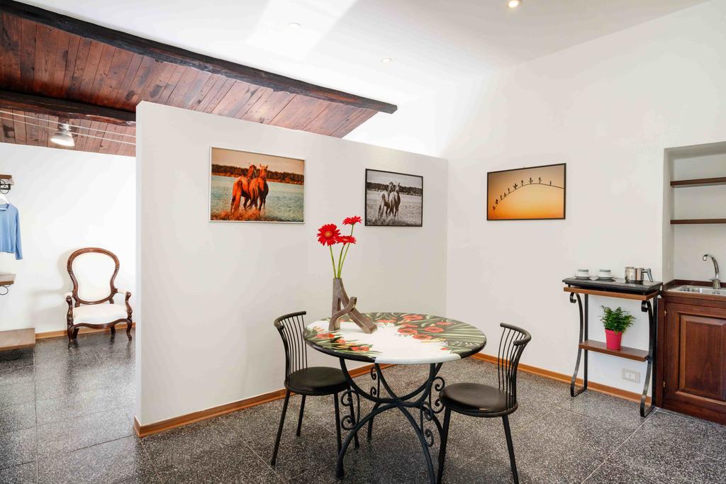 Relais Borgo Lizori Country House Campello sul Clitunno Ngoại thất bức ảnh