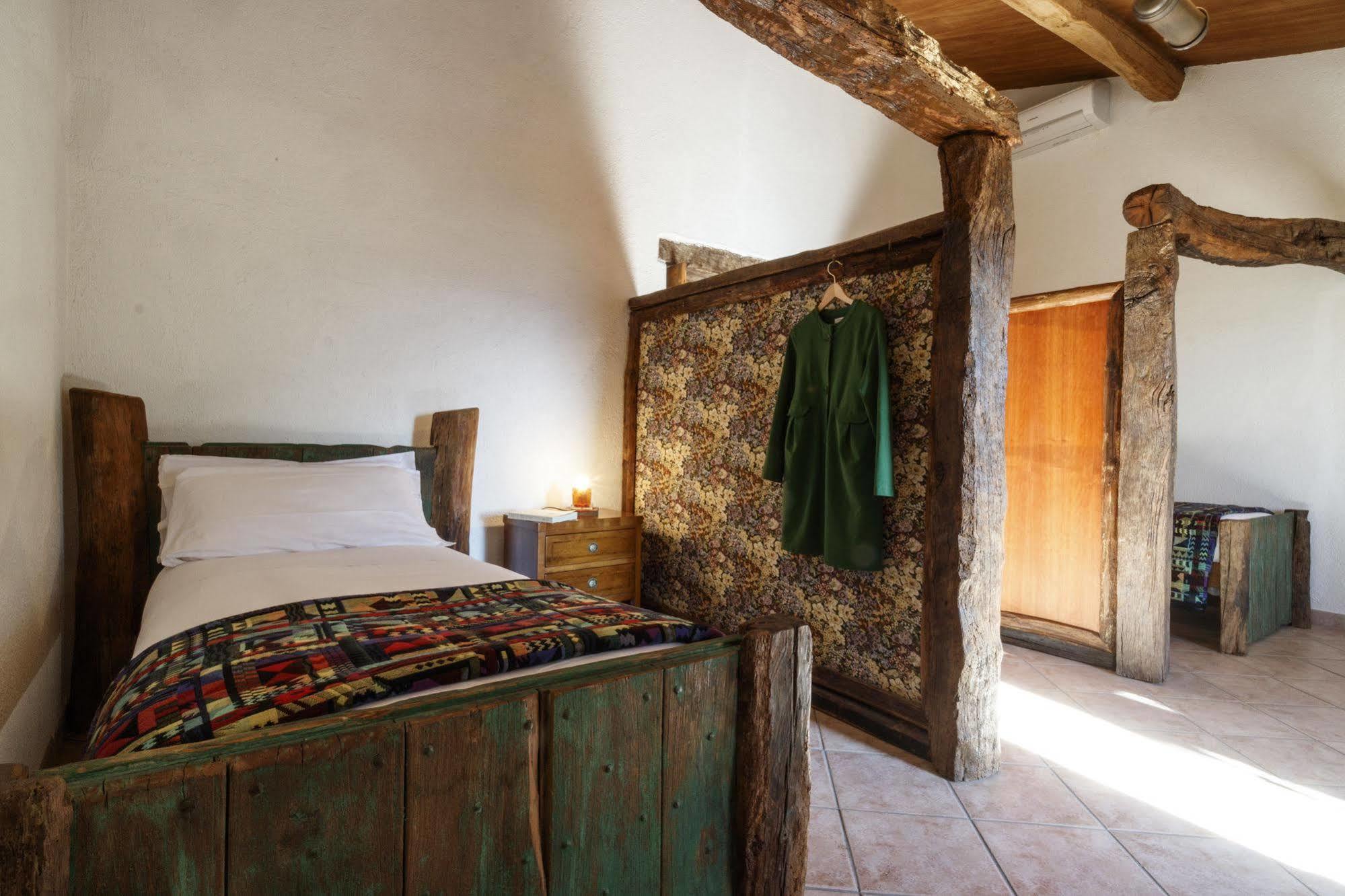 Relais Borgo Lizori Country House Campello sul Clitunno Ngoại thất bức ảnh