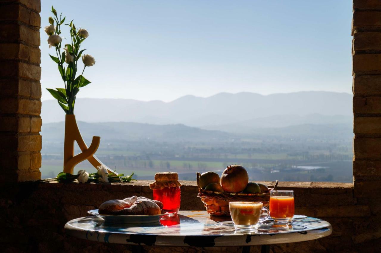 Relais Borgo Lizori Country House Campello sul Clitunno Ngoại thất bức ảnh